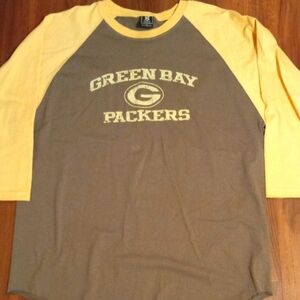 Men's  XL Green Bay Packers 3/4 Sleeve Baseball Style T shirt.